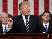 Трамп по секоја цела сака да произведе вакцина пред претседателските избори
