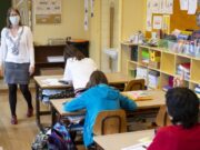 ДЕЦАТА нема да носат маски, тие се под стрес: Родителите во Црна Гора се закануваат со бојкот поради мерките за заштита во училиштата
