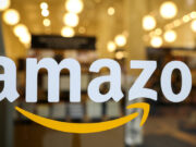 РЕВОЛУЦИОНЕРНА ОДЛУКА: Амазон наскоро ќе испорача пакети и на беспилотни летала