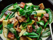 Здравата храна не мора да ви одзема премногу време за припрема – Thai тофу со зелено кари