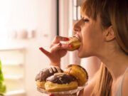 Што открива за вас начинот на кој јадете?