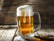 Пивото не го сметаме за јак алкохол, но сепак постои граница колку треба да испиеме: