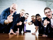 Себичен човек vs. Човек кој држи до себе