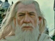 ГОСПОДАРОТ НА ПРСТЕНИТЕ КРИЕ ТАЈНИ ПОРАКИ: Гарц тврди дека книгата содржи одговори за короната и тајните во иднината на светот