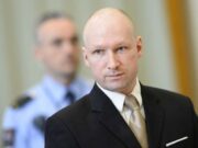 Брејвик – најозлогласениот затвореник од Норвешка се жали на условите во затворот и бара условно ослободување