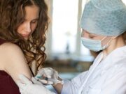 СЗО се откажа од идејата за скоро спасување на светското население од пандемијата со КОВИД19 преку вакцина