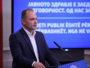 Комисијата за заразни болести вчера предложила сите да се вратат на работа и животот во Македонија целосно да се врати во нормала