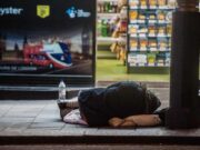 Пандемијата фрли светло на јазот помеѓу богатите и сиромашните, на сиромаштијата и социјално загрозените поединци