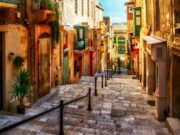 Малта сака да го врати забот на праисториската ајкула даден на принцот Џорџ