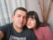 Синот на кумановката која почина по породувањето во Врање од КОВИД19, по два и пол месеци борба за живот, денеска е пуштен од болница