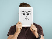 Зошто на негативните луѓе не треба да им дадете простор во вашиот живот?