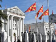 Владата ќе го покрие долгот за струја на државните и јавните институции