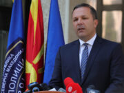 Спасовски: МВР знае од каде се праќани мејловите за лажните пријави за бомби низ училиштата