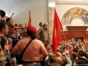 Уставобранителите за Иванов: Смрдло нема право на глас