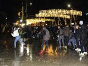 Протести во Тирана поради полициска бруталност