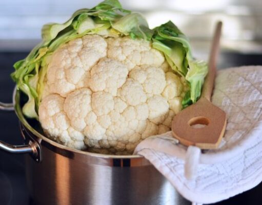 Карфиол: Намирница богата со витамин К, нерастворливи влакна и витамин Ц