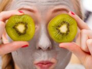 Маска од киви за подобрување на еластичноста на кожата на лице