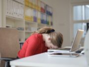 Чаеви кои ќе ви помогнат да го надминете пролетниот умор и малаксаност