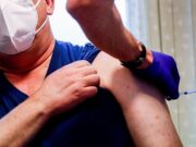 Половина од 70+ населението има примено барем една доза од вакцина