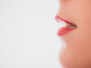 Не ги напуштајте домовите без балсам за усни во вашата торба!