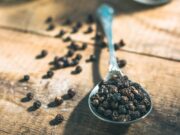 Како правилно да го складирате и чувате биберот да не го изгуби вкусот