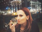Ме силуваше тој што ми плати за сексуалната услугата