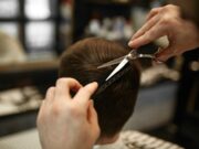 Дали шишање на косата го забрзува нејзиниот раст