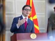 Стево Пендаровски ги осуди протестите поради како што вели нивниот „насилсен карактер“