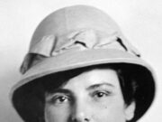 Полот никогаш не и бил пречка: Првата новинарка на која и било дозволено да ги фотографира воените ровови во Прва Светска Војна