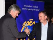 Таравари ќе го наследи Села во Алијанската на Албаниците