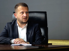 Интервју со Јане Мицевски: Улогата на народниот пратеник