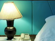 Три вида на лампи кои доволно го осветлуваат просторот, но не ви го нарушуваат сонот: Идеални за спална соба