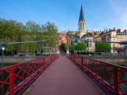 Сите ја знаеме како најуредена европска држава, но таа е единствена која официјално НЕМА главен град