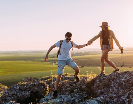 „Алпски развод“ е сѐ поприсутен во светот – Интернетот го заостри влијанието на новата форма на напуштање на партнерот